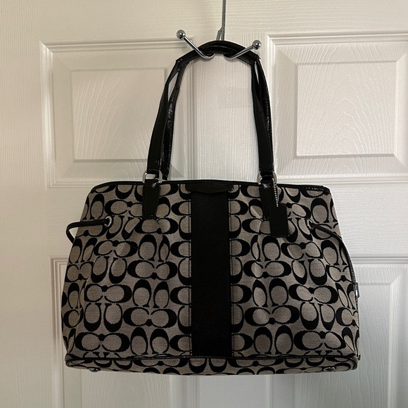 Coach Black and Cream Signature Shoulder Bag - Picture 1 of 13